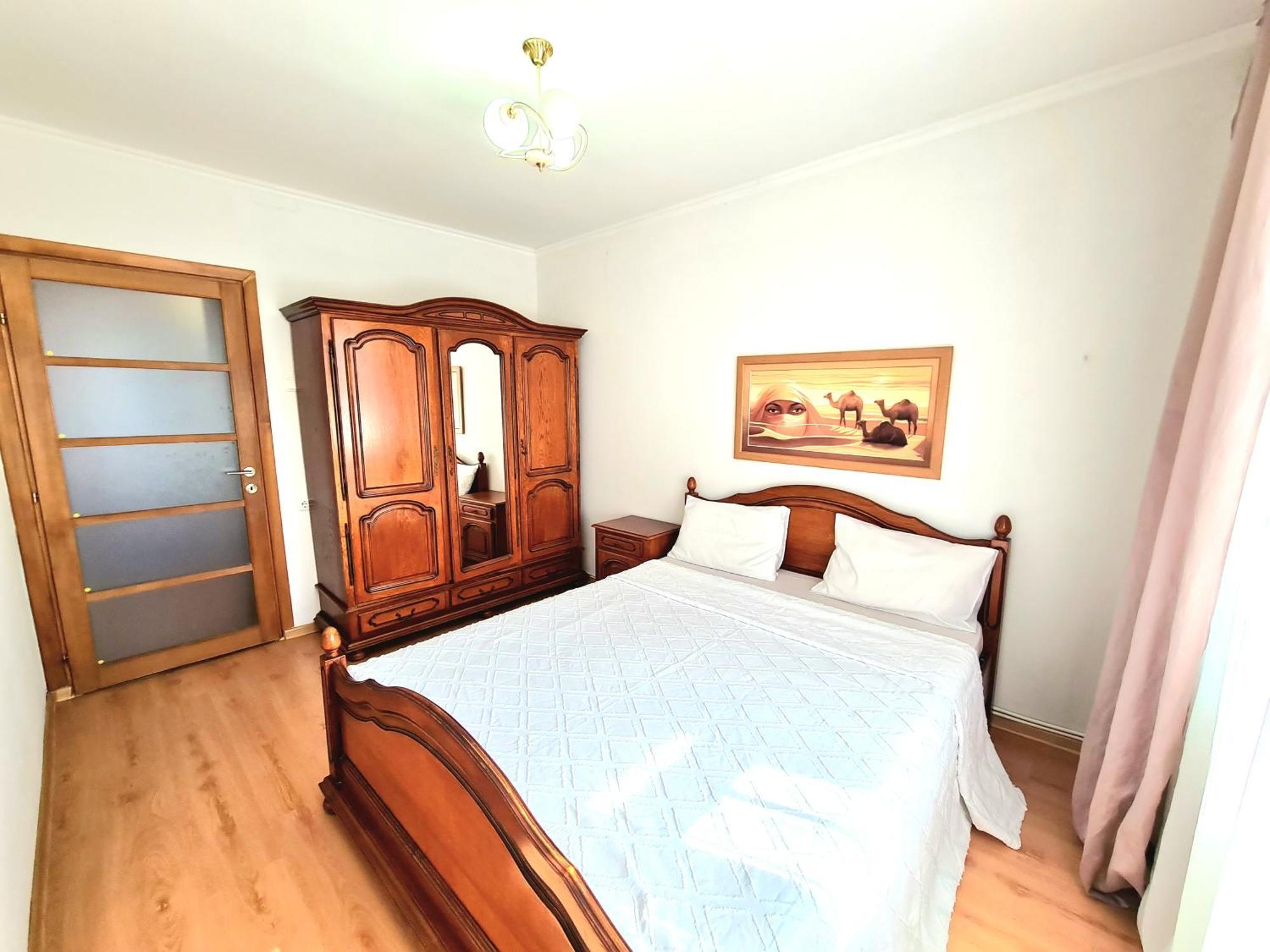 Apartament 2 Bedrooms, Botanica Chisináu Exterior foto